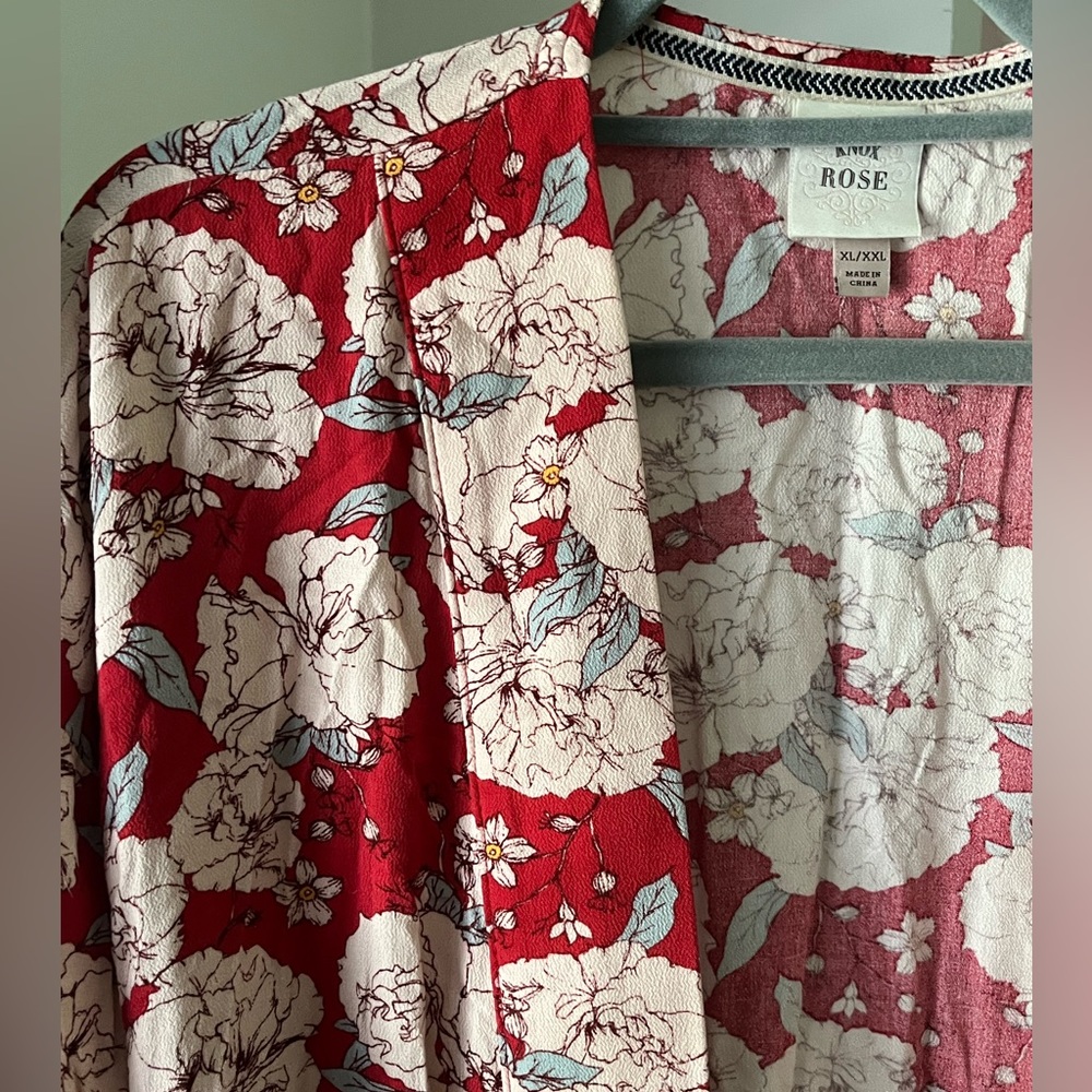 Red and white floral 3rd piece for layering